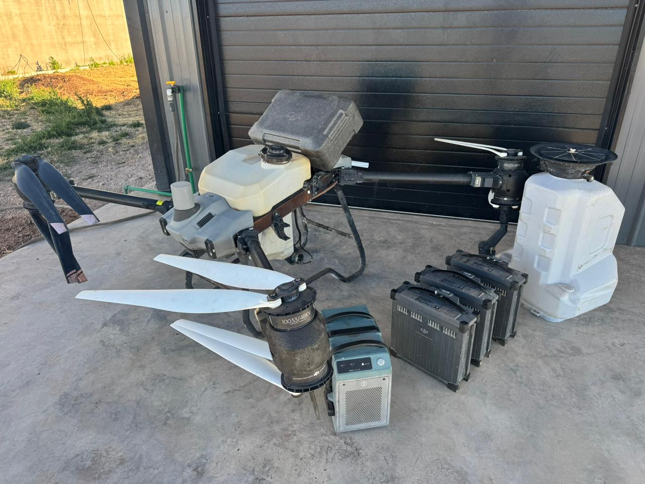 DJI AGRAS T40